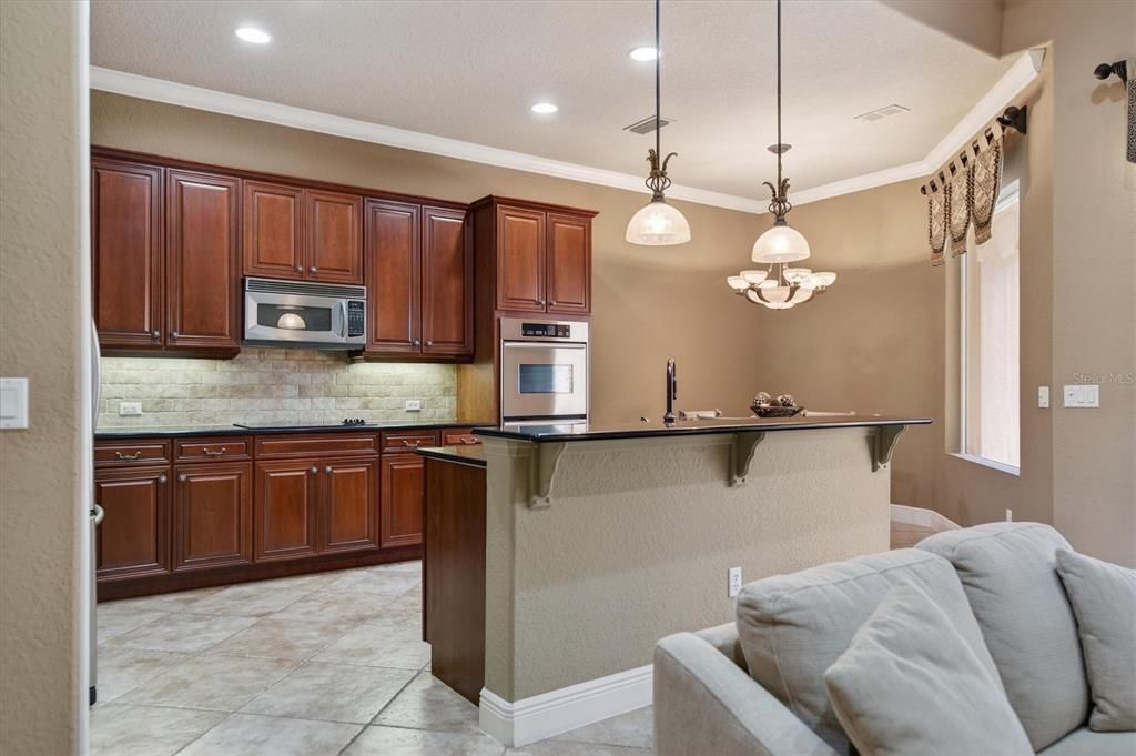 Active With Contract: $625,000 (3 beds, 2 baths, 2110 Square Feet)