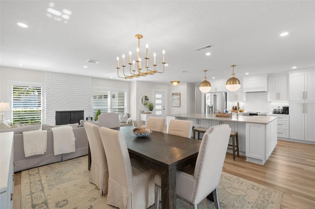 На продажу: $1,799,900 (3 спален, 2 ванн, 1929.23 Квадратных фут)