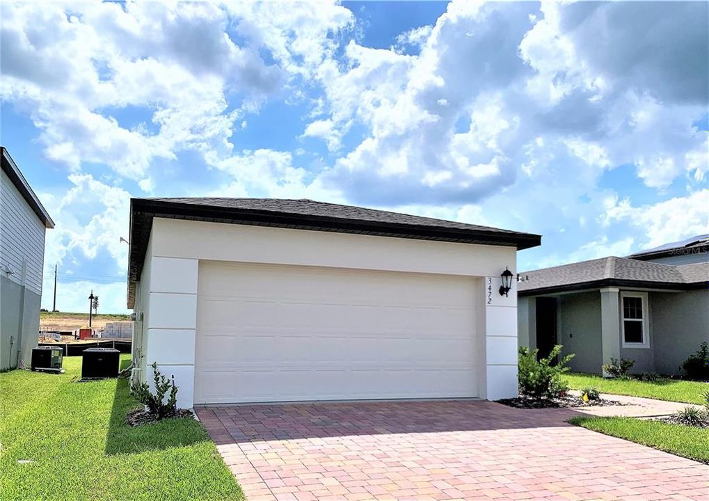 For Rent: $2,200 (4 beds, 2 baths, 1688 Square Feet)