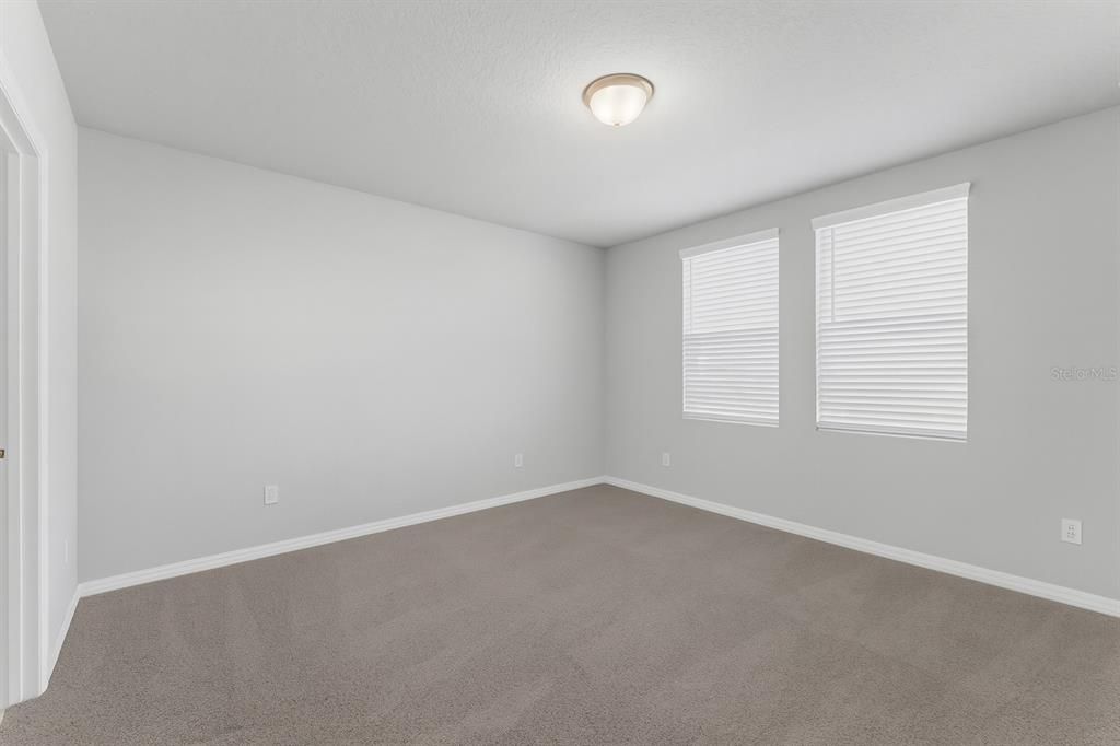 For Rent: $2,200 (4 beds, 2 baths, 1688 Square Feet)