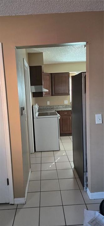 出租: $1,700 (2 贝兹, 2 浴室, 1400 平方英尺)