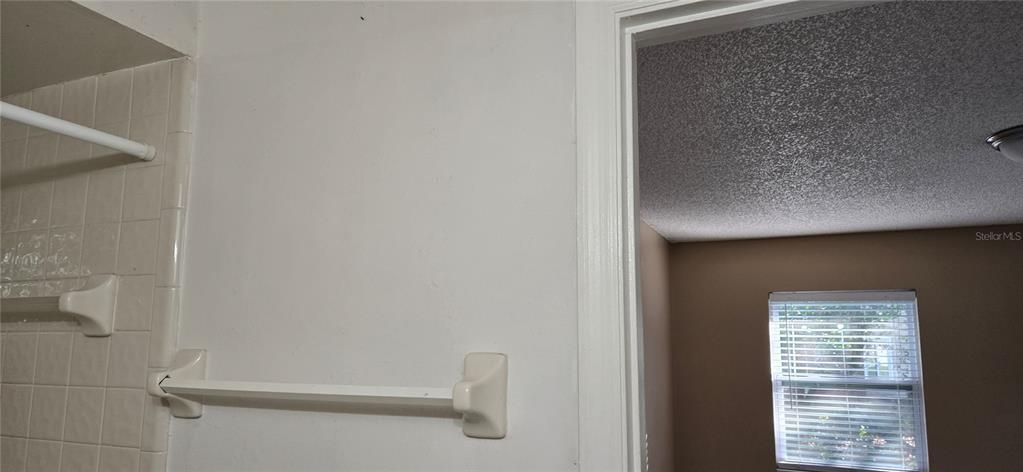 出租: $1,700 (2 贝兹, 2 浴室, 1400 平方英尺)