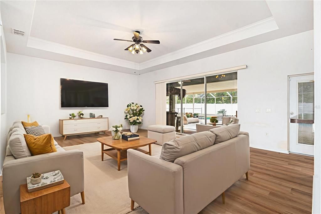 待售: $600,000 (4 贝兹, 3 浴室, 3535 平方英尺)