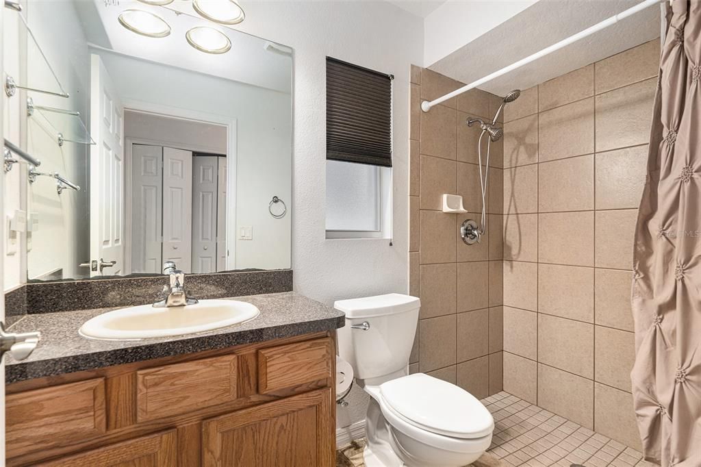 待售: $600,000 (4 贝兹, 3 浴室, 3535 平方英尺)