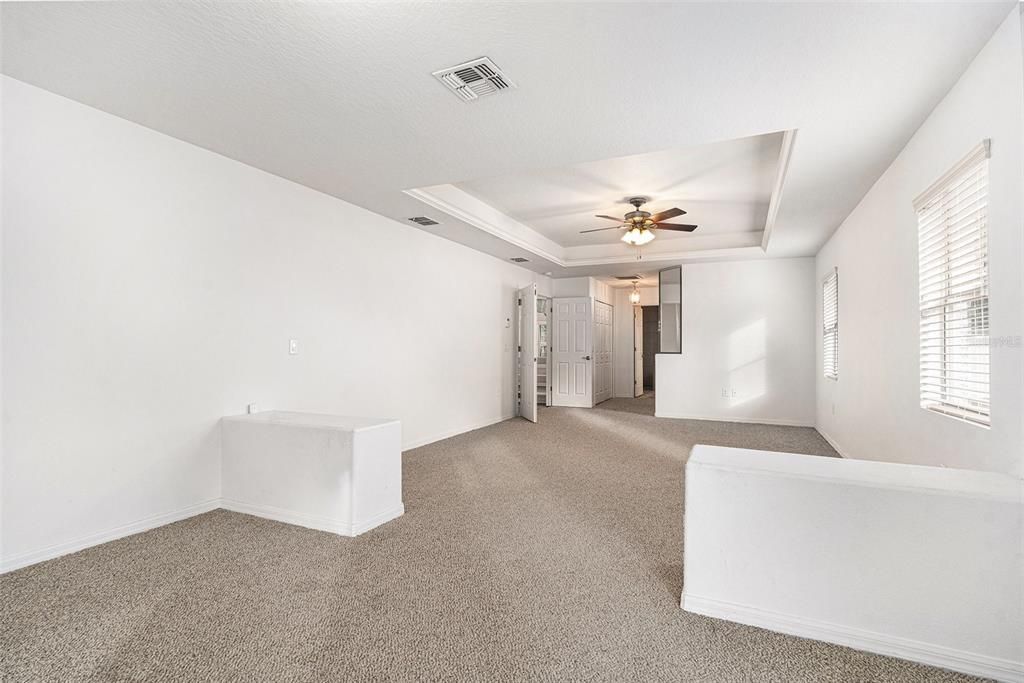 待售: $600,000 (4 贝兹, 3 浴室, 3535 平方英尺)