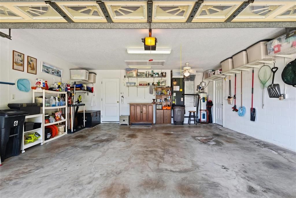 待售: $700,000 (3 贝兹, 3 浴室, 2369 平方英尺)