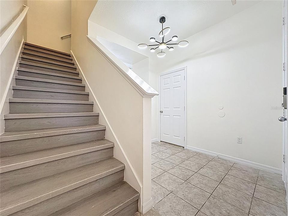 出租: $2,500 (4 贝兹, 3 浴室, 1649 平方英尺)