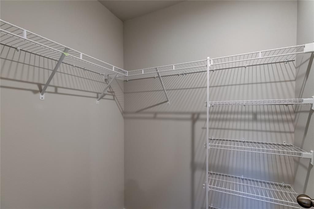 En Renta: $2,950 (3 camas, 2 baños, 1716 Pies cuadrados)