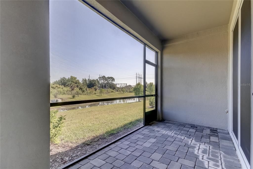 En Renta: $2,950 (3 camas, 2 baños, 1716 Pies cuadrados)