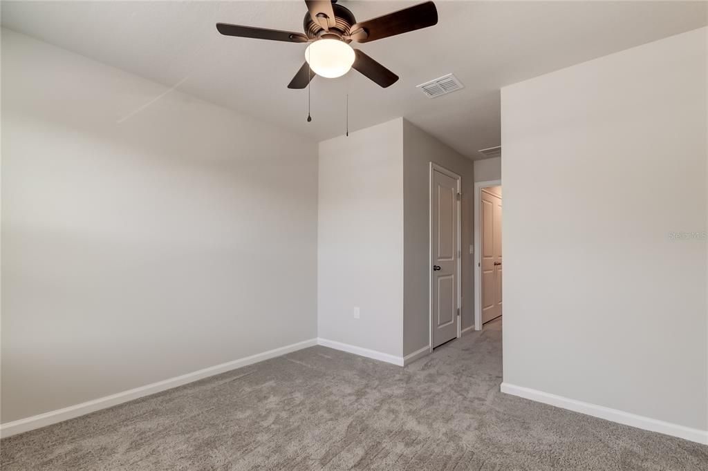 En Renta: $2,950 (3 camas, 2 baños, 1716 Pies cuadrados)