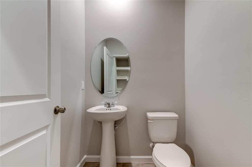 En Renta: $2,950 (3 camas, 2 baños, 1716 Pies cuadrados)