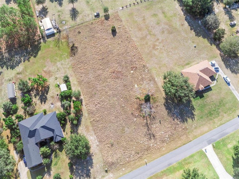 En Venta: $175,000 (1.09 acres)