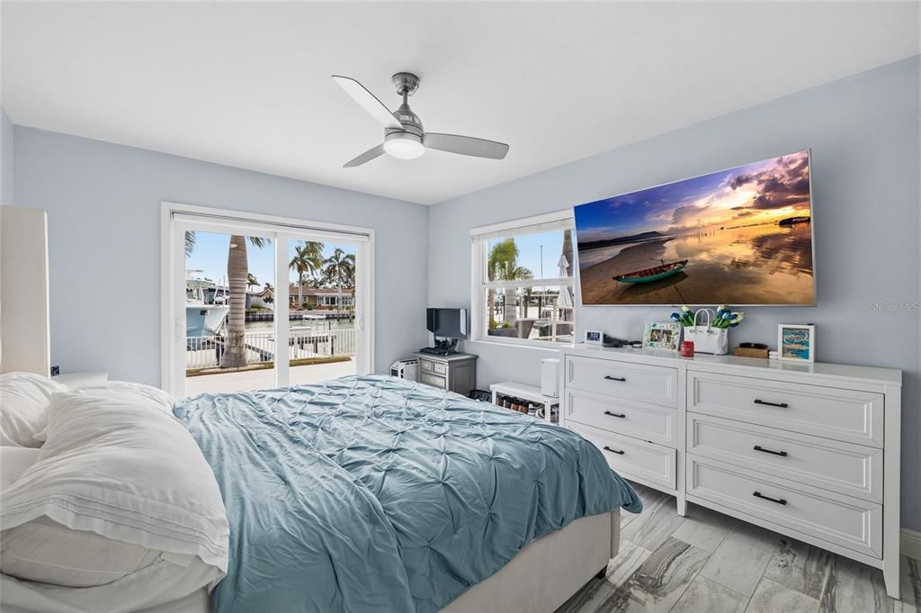 For Sale: $1,050,000 (3 beds, 2 baths, 1513 Square Feet)