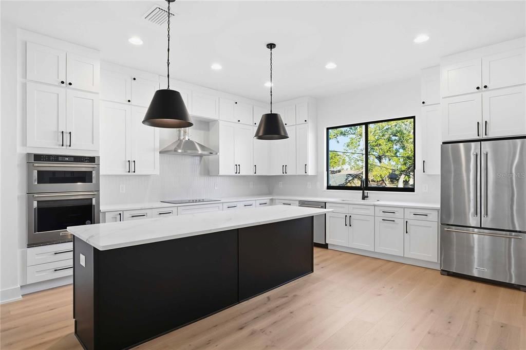 For Sale: $1,399,000 (4 beds, 3 baths, 3313 Square Feet)