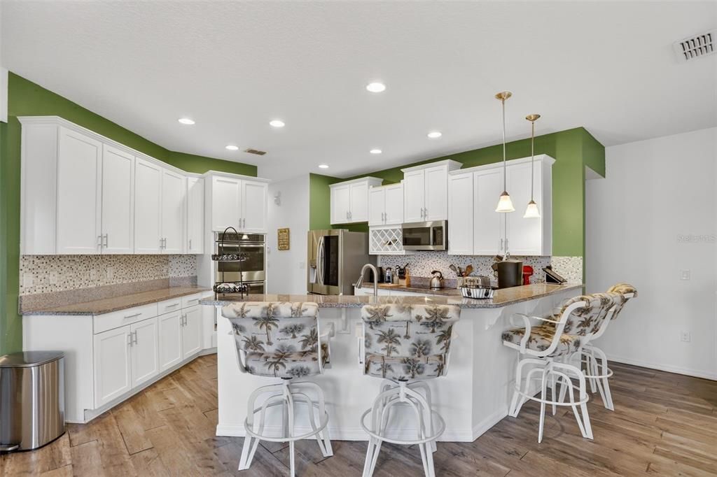 待售: $625,000 (4 贝兹, 3 浴室, 3451 平方英尺)