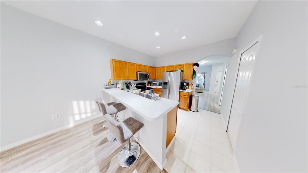 En Venta: $235,000 (2 camas, 2 baños, 1360 Pies cuadrados)