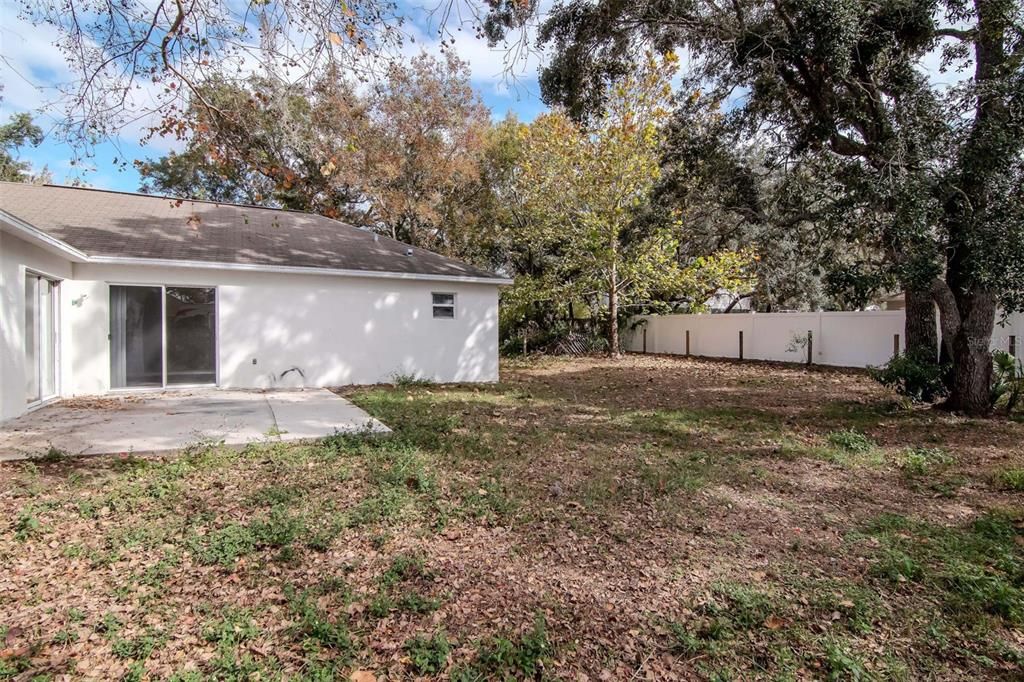 На продажу: $275,000 (4 спален, 2 ванн, 1728 Квадратных фут)