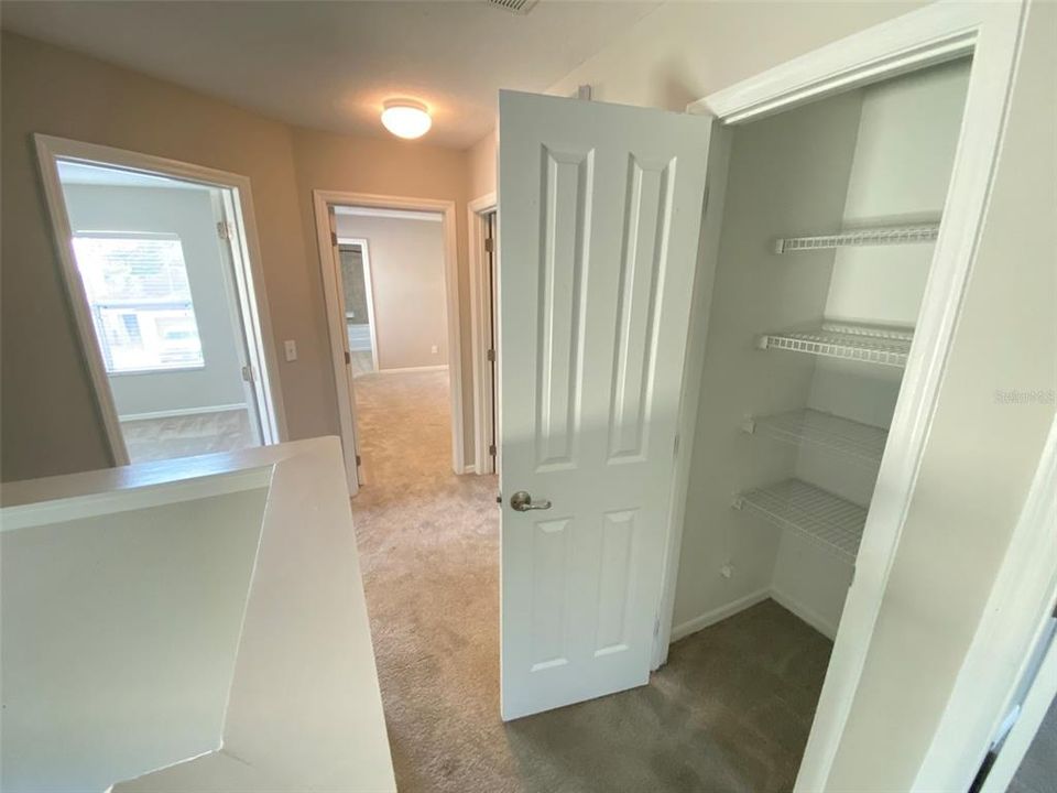 En Renta: $2,295 (3 camas, 2 baños, 1806 Pies cuadrados)