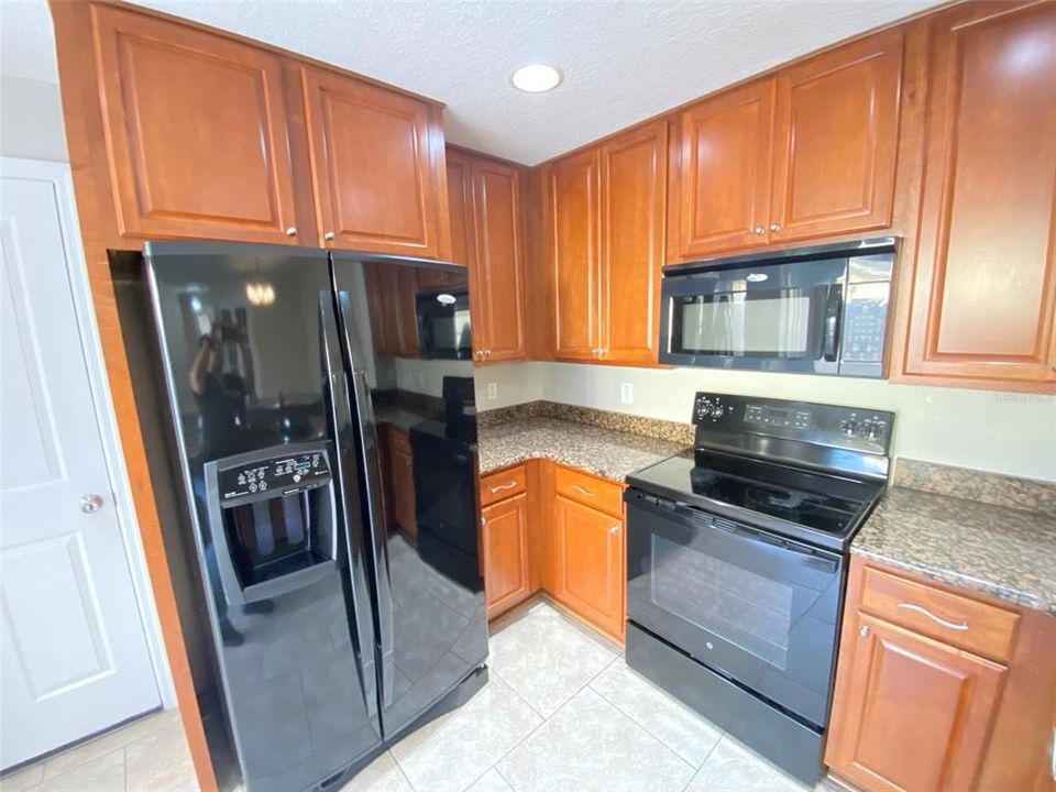 En Renta: $2,295 (3 camas, 2 baños, 1806 Pies cuadrados)