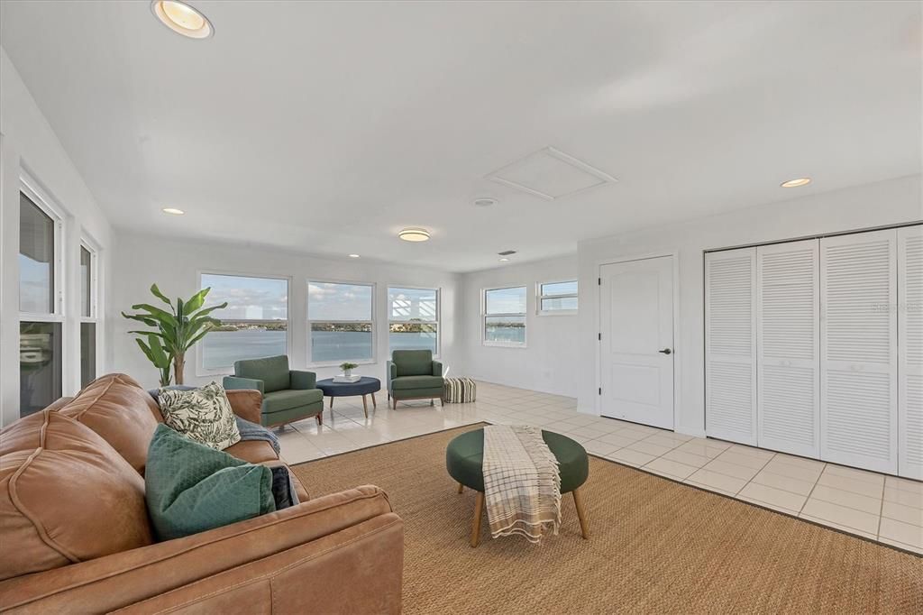 На продажу: $2,490,000 (5 спален, 5 ванн, 4490 Квадратных фут)