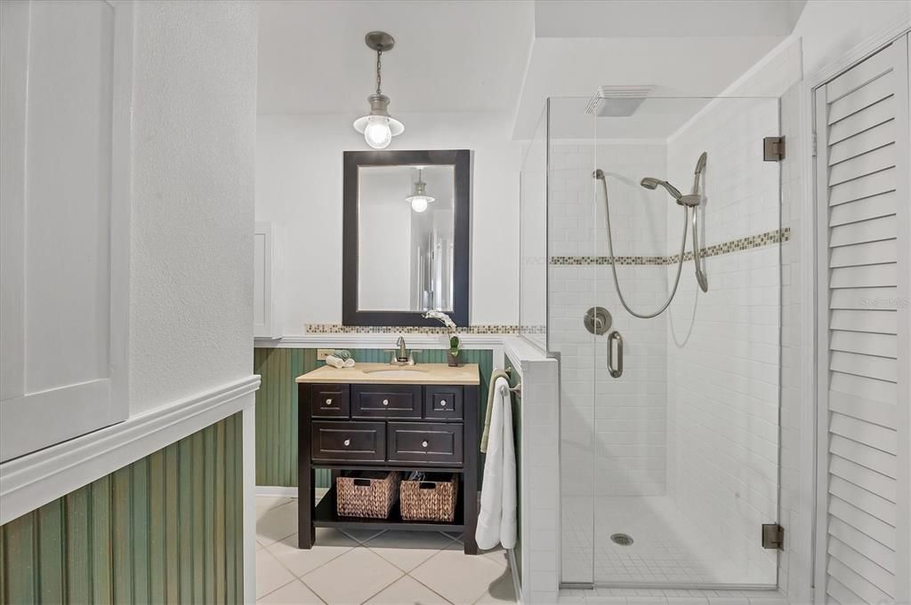 На продажу: $2,490,000 (5 спален, 5 ванн, 4490 Квадратных фут)