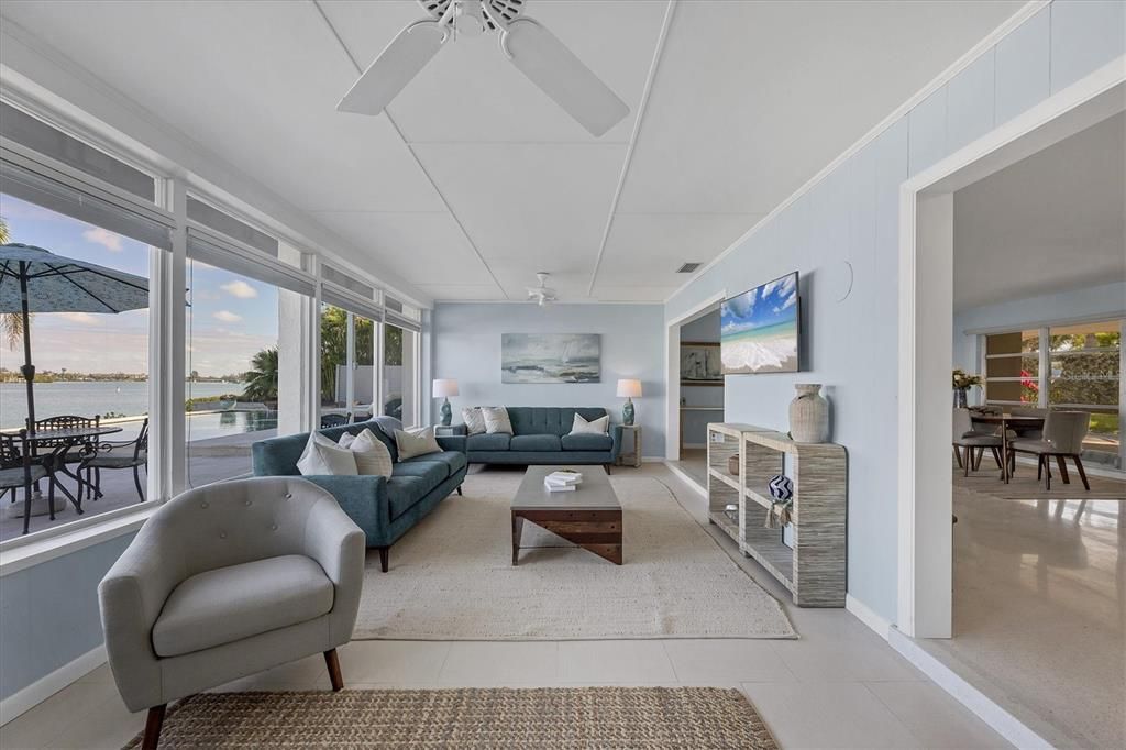 На продажу: $2,490,000 (5 спален, 5 ванн, 4490 Квадратных фут)