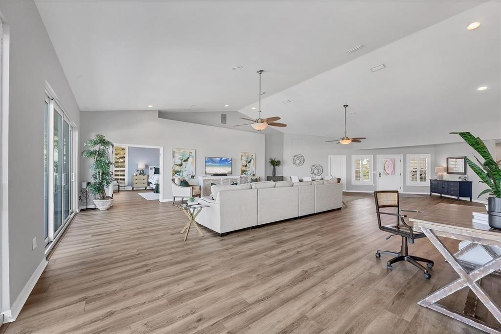 На продажу: $2,490,000 (5 спален, 5 ванн, 4490 Квадратных фут)