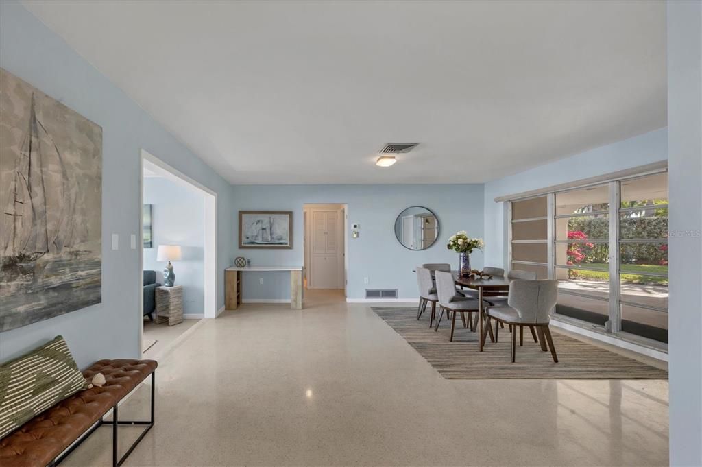 На продажу: $2,490,000 (5 спален, 5 ванн, 4490 Квадратных фут)