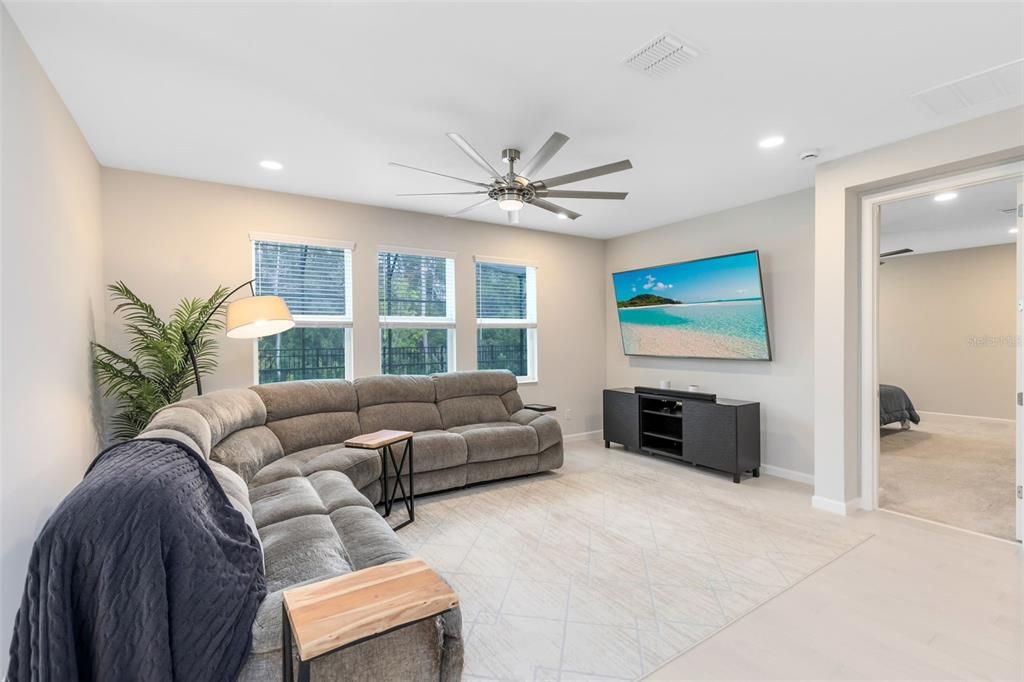 待售: $610,000 (4 贝兹, 3 浴室, 2530 平方英尺)