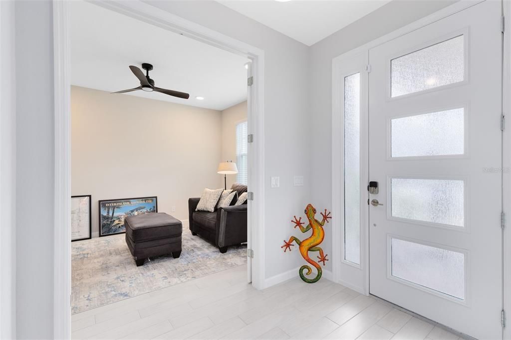 待售: $610,000 (4 贝兹, 3 浴室, 2530 平方英尺)