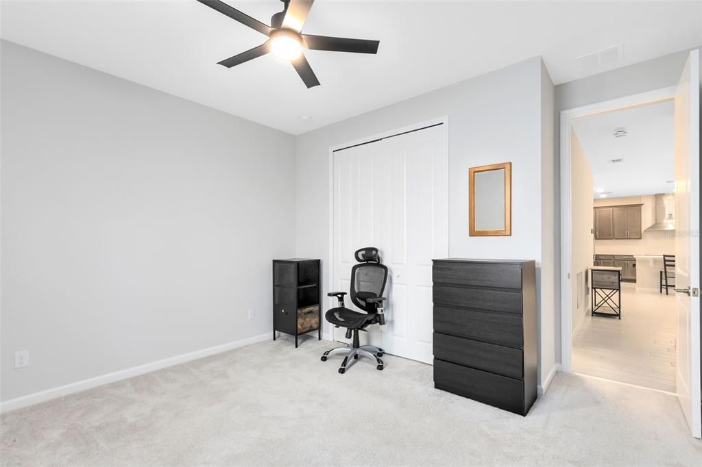 待售: $610,000 (4 贝兹, 3 浴室, 2530 平方英尺)