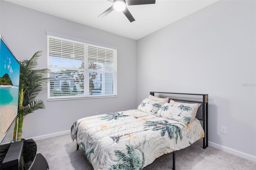 待售: $610,000 (4 贝兹, 3 浴室, 2530 平方英尺)