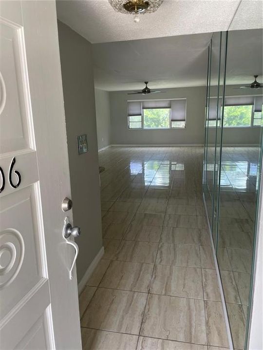 For Rent: $1,850 (2 beds, 2 baths, 1240 Square Feet)