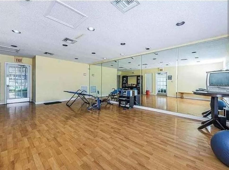 En Renta: $2,000 (2 camas, 2 baños, 946 Pies cuadrados)