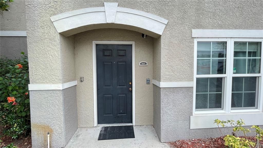 For Rent: $2,250 (3 beds, 2 baths, 1423 Square Feet)