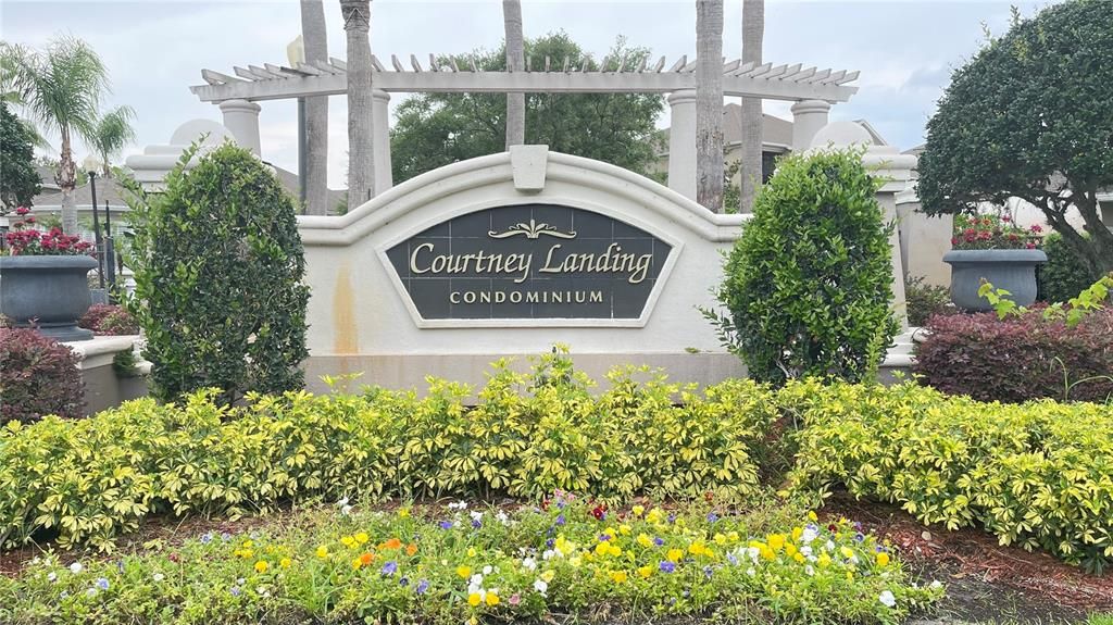 For Rent: $2,250 (3 beds, 2 baths, 1423 Square Feet)