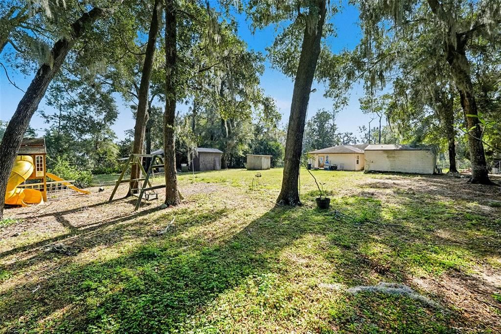 For Sale: $325,000 (2 beds, 2 baths, 1336 Square Feet)