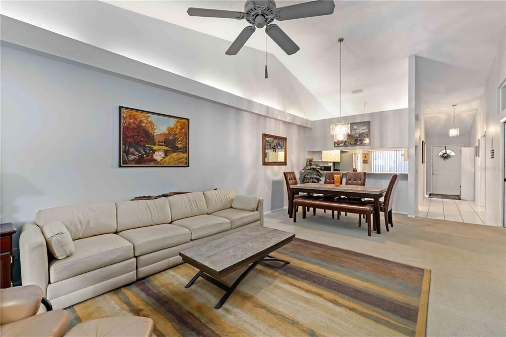 En Venta: $259,900 (2 camas, 2 baños, 1287 Pies cuadrados)