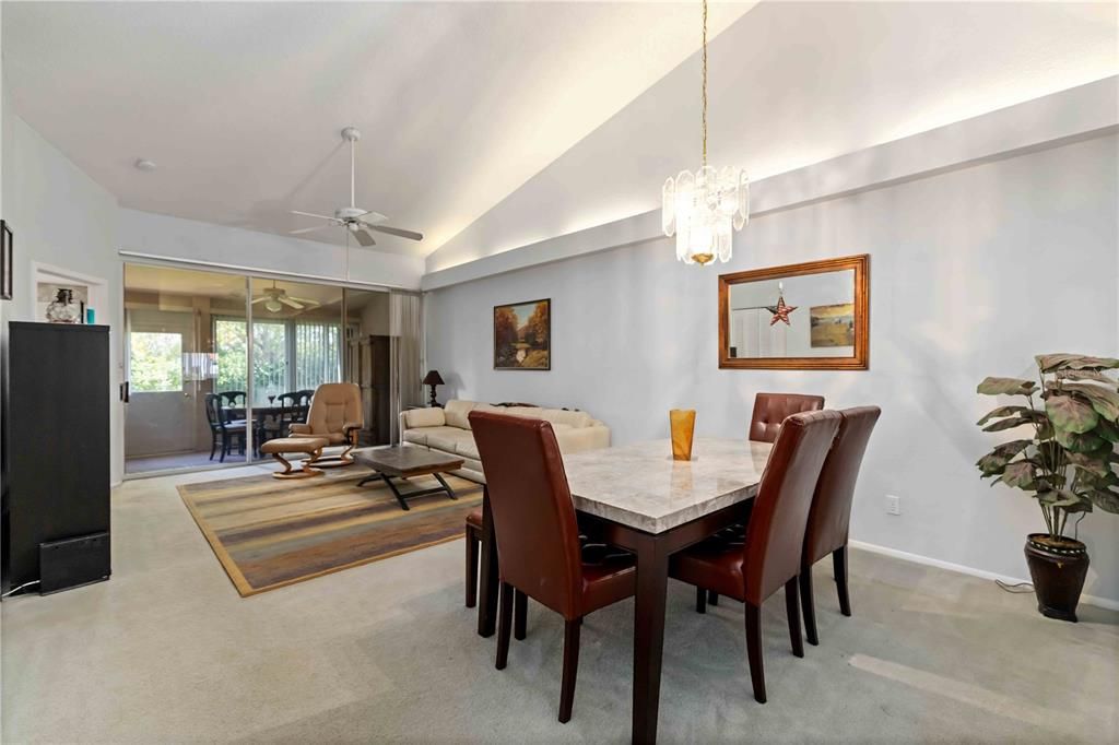 En Venta: $259,900 (2 camas, 2 baños, 1287 Pies cuadrados)