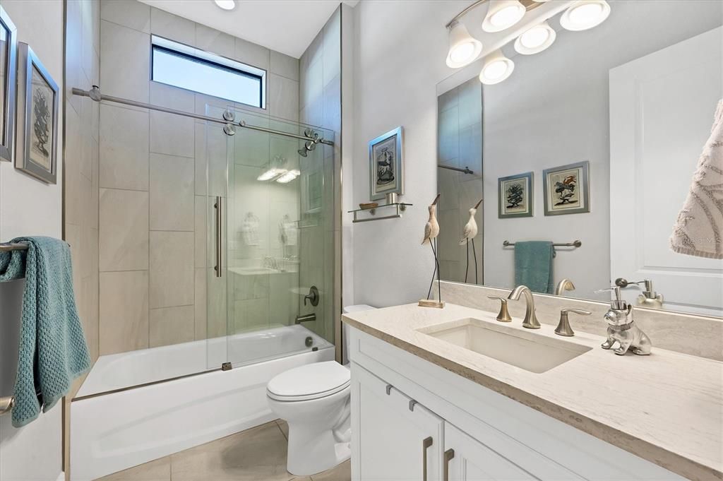 For Sale: $695,000 (2 beds, 2 baths, 1950 Square Feet)