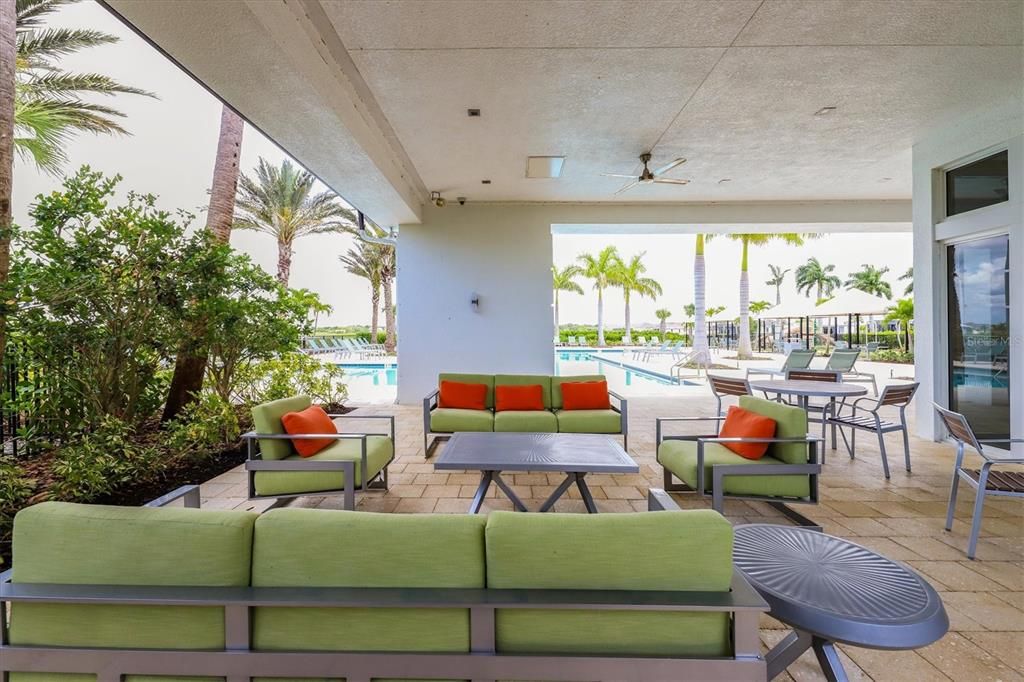 For Sale: $695,000 (2 beds, 2 baths, 1950 Square Feet)