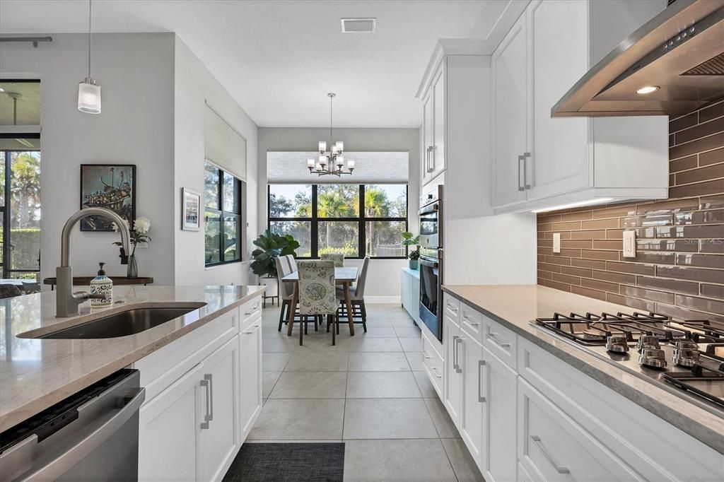 For Sale: $695,000 (2 beds, 2 baths, 1950 Square Feet)