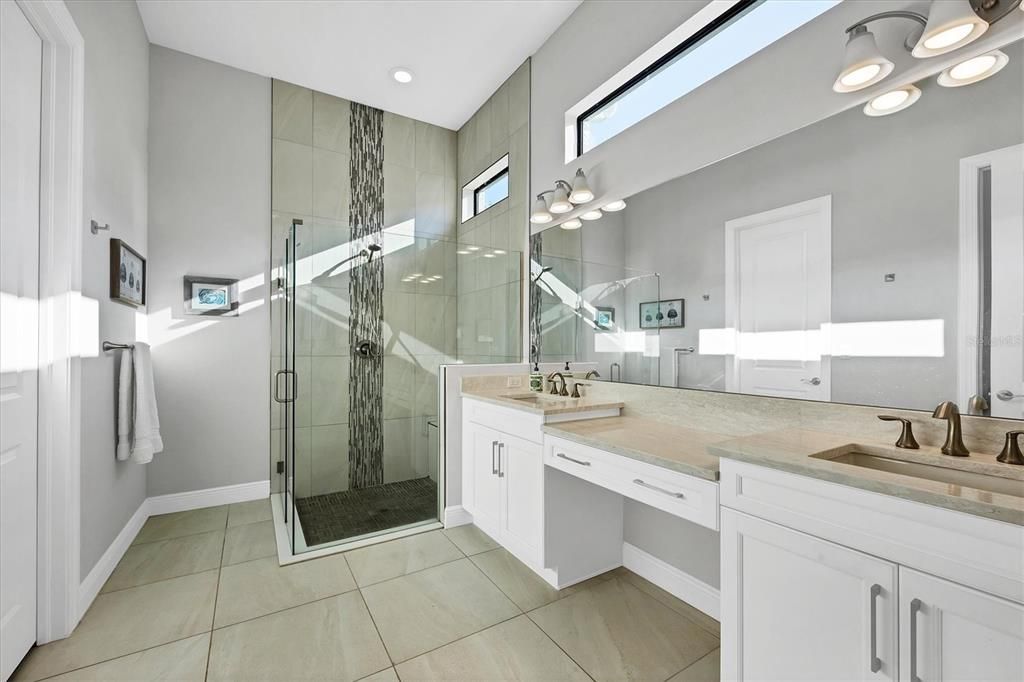 For Sale: $695,000 (2 beds, 2 baths, 1950 Square Feet)