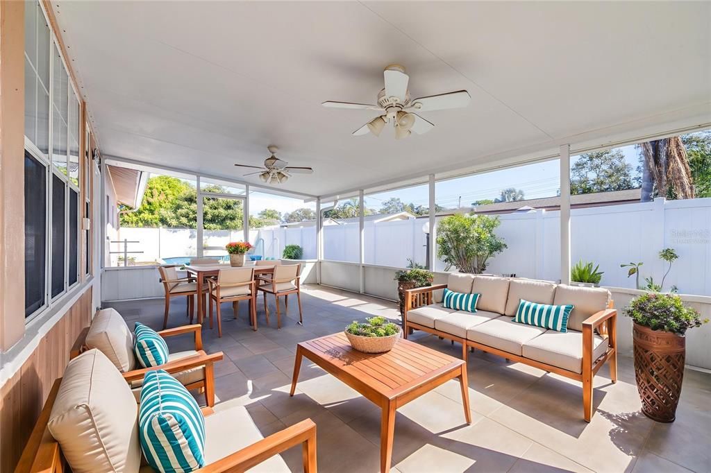For Sale: $475,000 (4 beds, 2 baths, 2066 Square Feet)