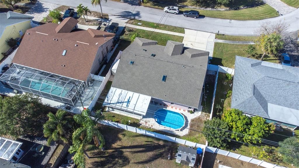 For Sale: $475,000 (4 beds, 2 baths, 2066 Square Feet)