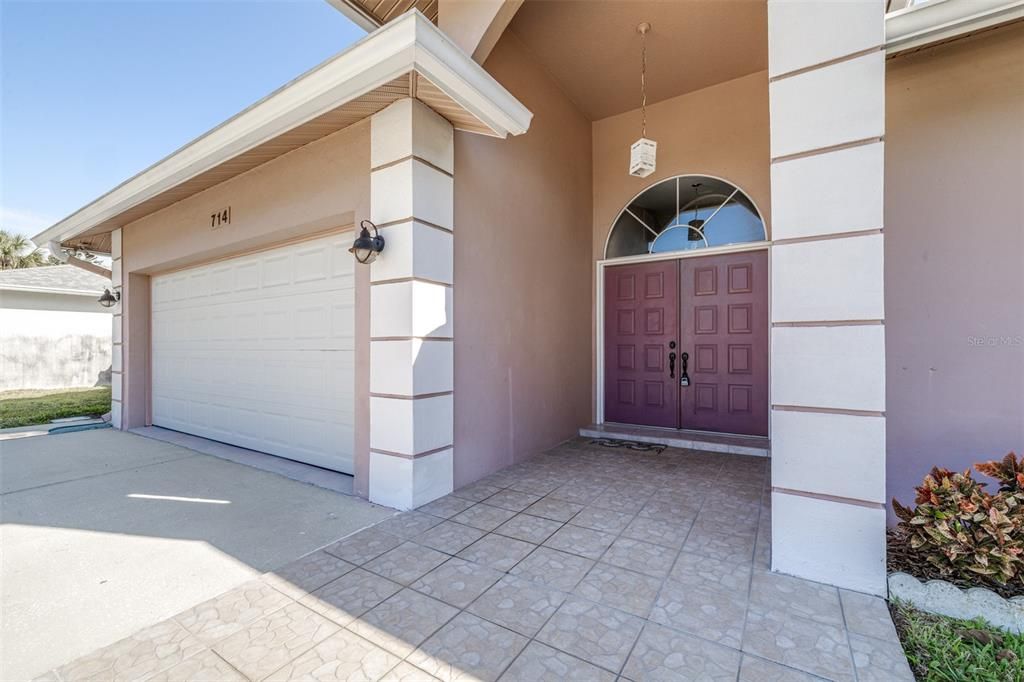 For Sale: $475,000 (4 beds, 2 baths, 2066 Square Feet)