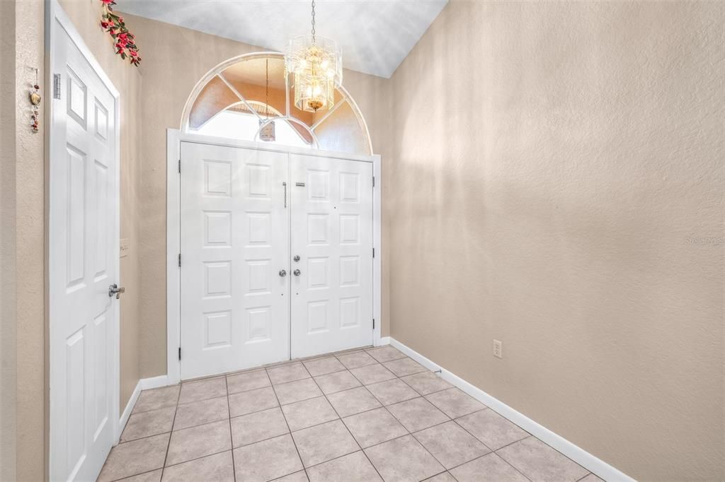 For Sale: $475,000 (4 beds, 2 baths, 2066 Square Feet)