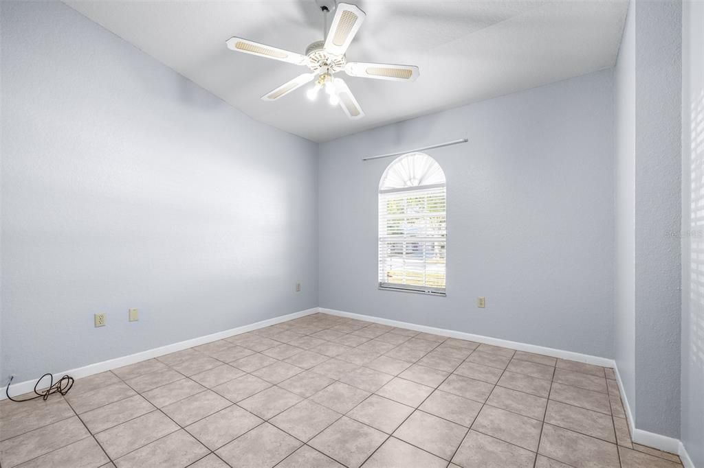 For Sale: $475,000 (4 beds, 2 baths, 2066 Square Feet)