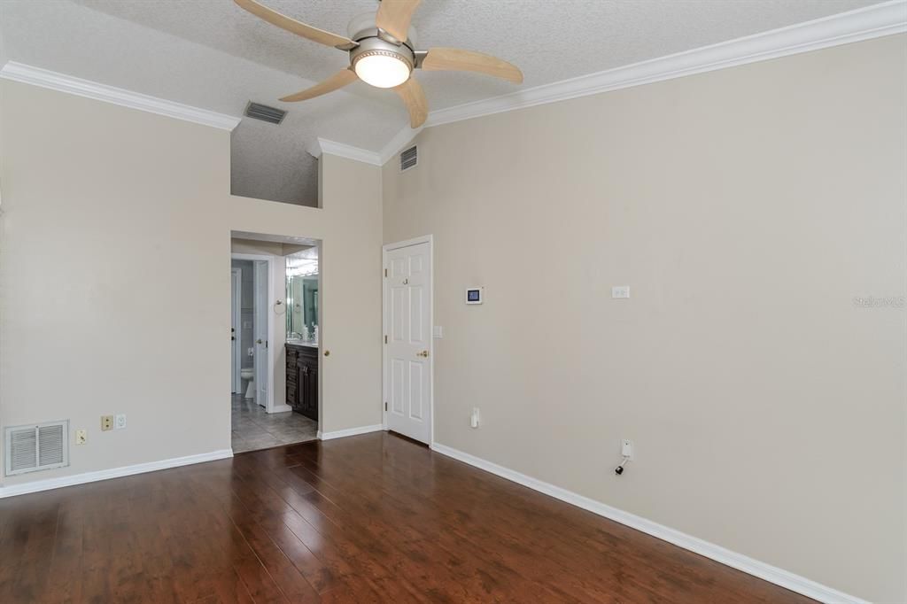 En Venta: $499,900 (3 camas, 2 baños, 1738 Pies cuadrados)