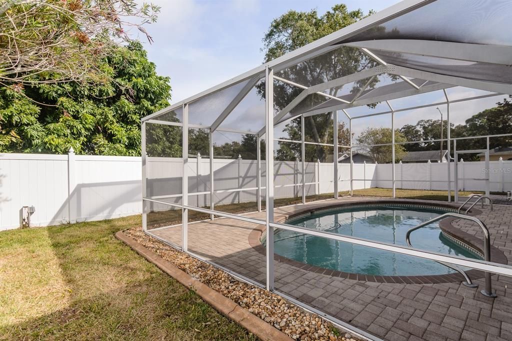 En Venta: $499,900 (3 camas, 2 baños, 1738 Pies cuadrados)